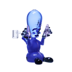 Alien finally found Earth’s good stuff