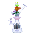 Alien vibin' with space lettuce!